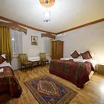 Arch Palace فندق غوريمِيه