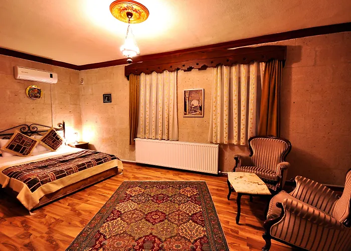 Arch Palace Отель