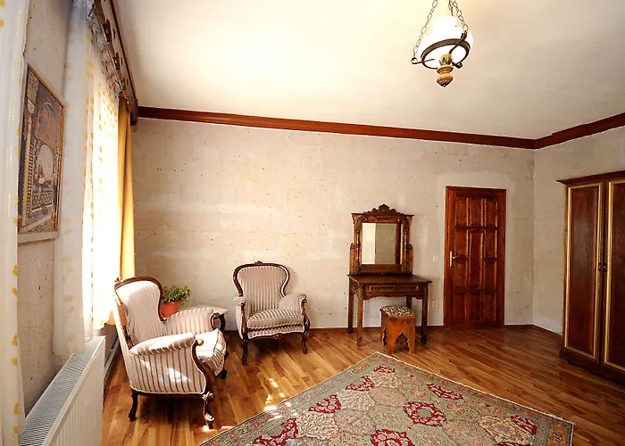 阿克王宫酒店 3* 格雷梅